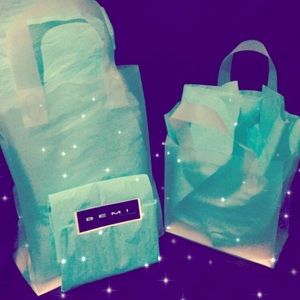 ✨🎁 ✨ Free Gift wrapping on All orders!